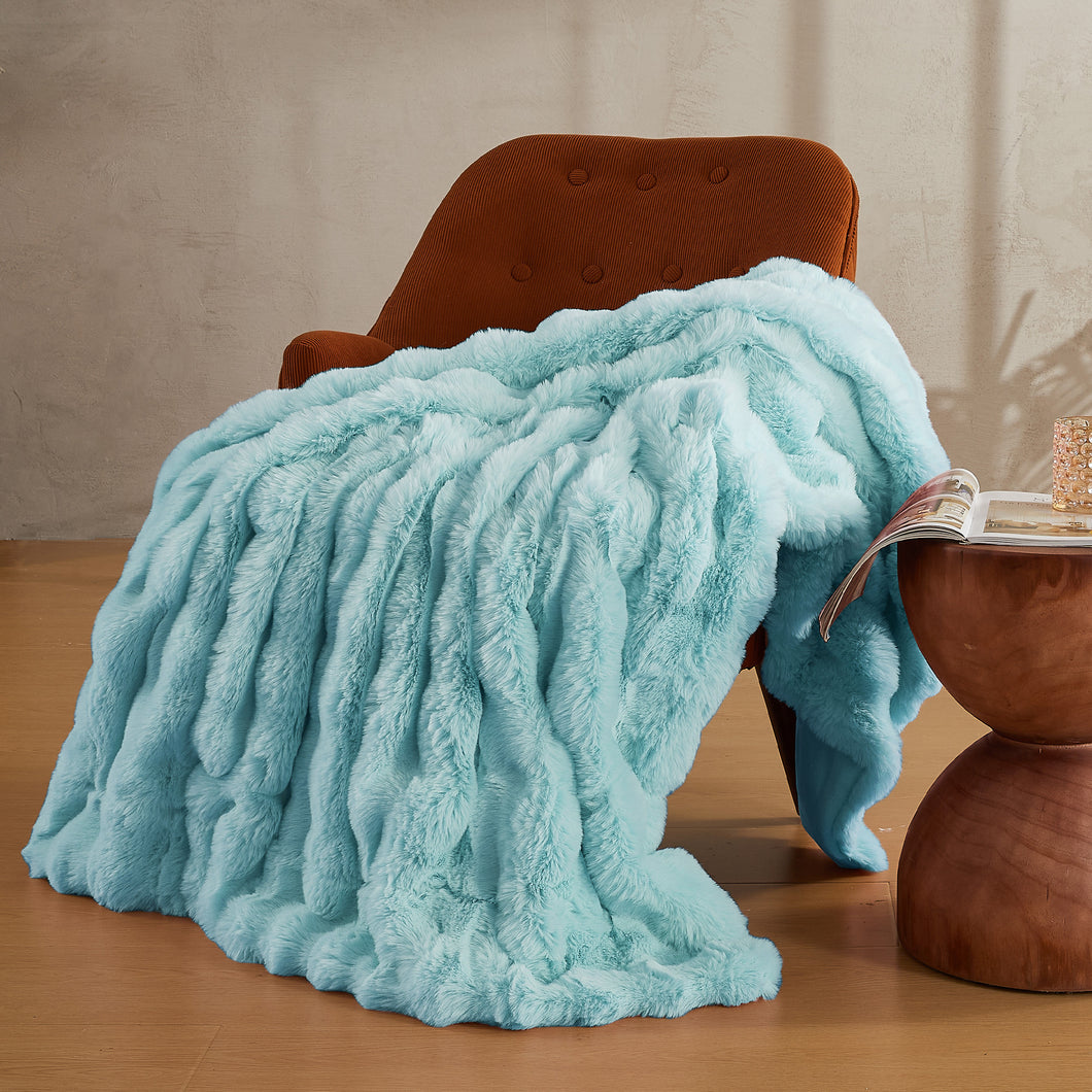 JELLYMONI Faux Fur Throw Blanket,  Fuzzy Cozy Plush Bubble Bed Throw Blanket