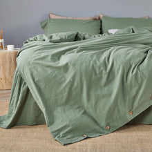 Load image into Gallery viewer, Washed Cotton Duvet Cover Set Green with Button Closure - JELLYMONI
